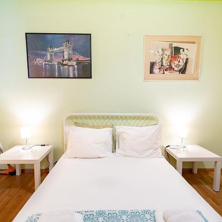Ampelokipi Metro St. 2 Bedrooms 6 Pers. Apartment Athen Exterior foto