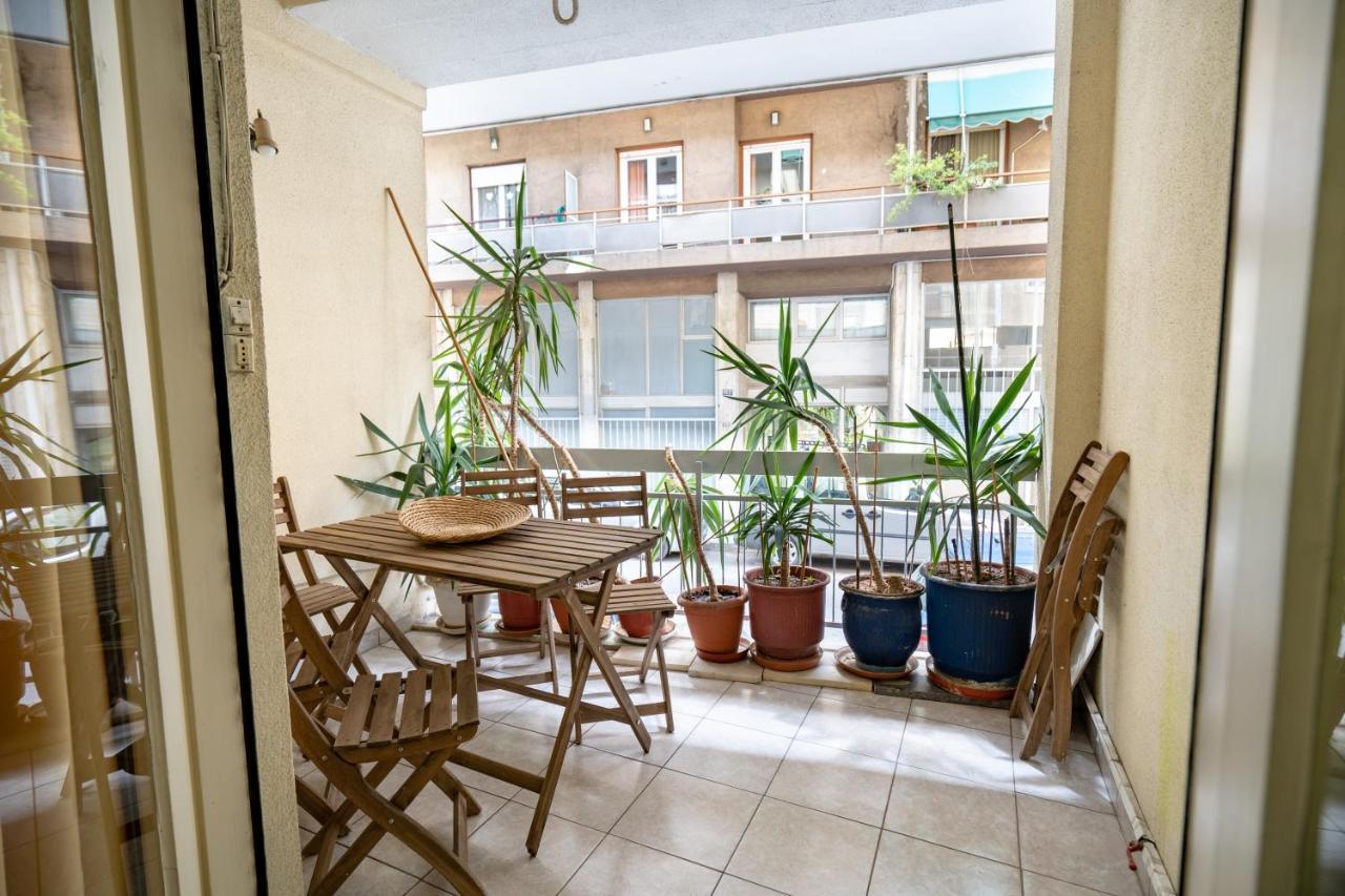 Ampelokipi Metro St. 2 Bedrooms 6 Pers. Apartment Athen Exterior foto