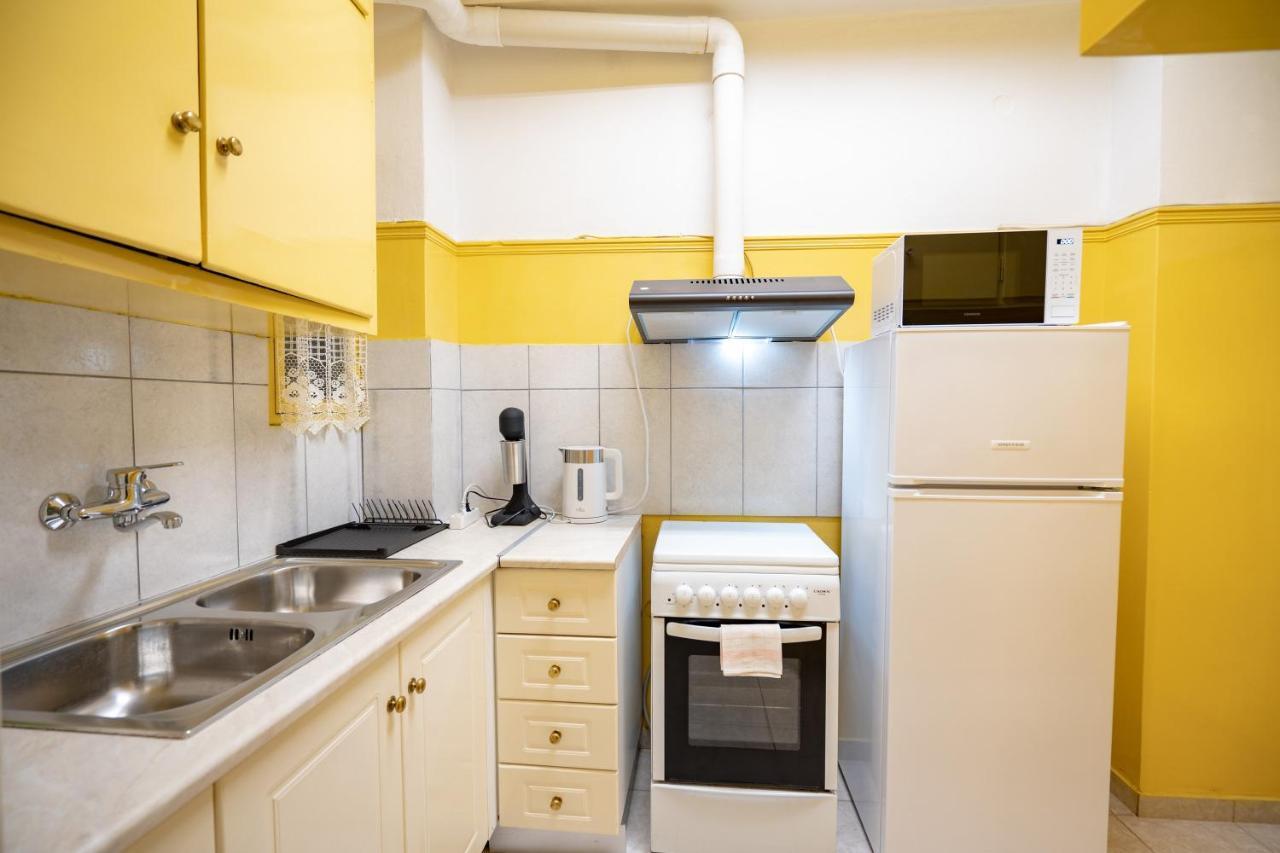 Ampelokipi Metro St. 2 Bedrooms 6 Pers. Apartment Athen Exterior foto